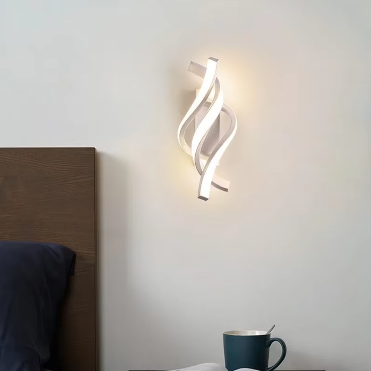 Applique murale blanche