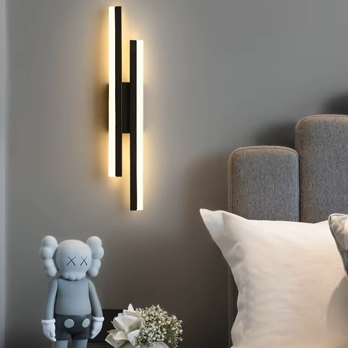 Applique Murale Dorée Verticale | Émilien